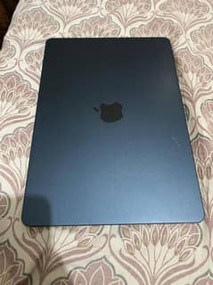 Mac book air m2  8\256