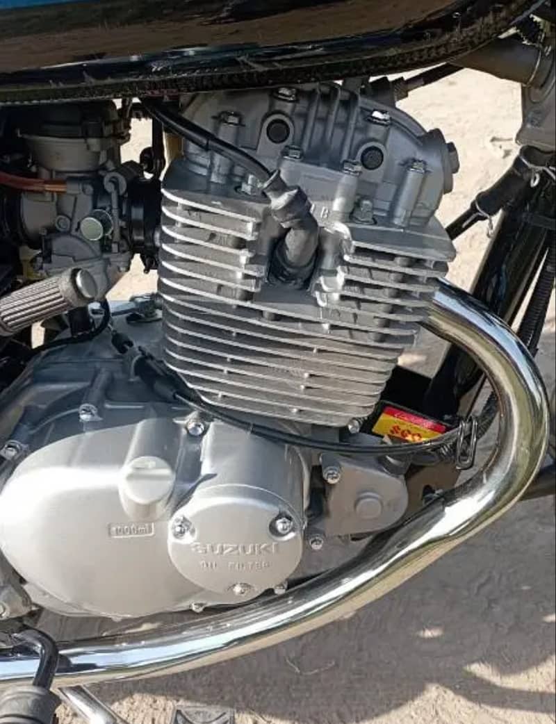 Suzuki gs150 2023 model like new 3