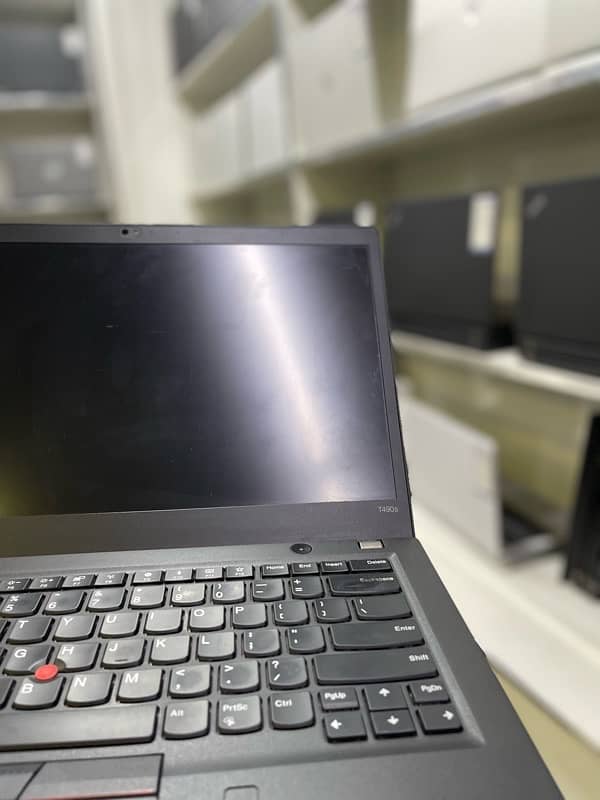 Lenovo T490s 6