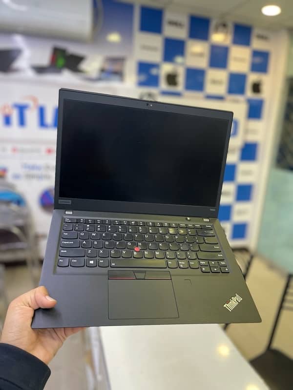 Lenovo T490s 9