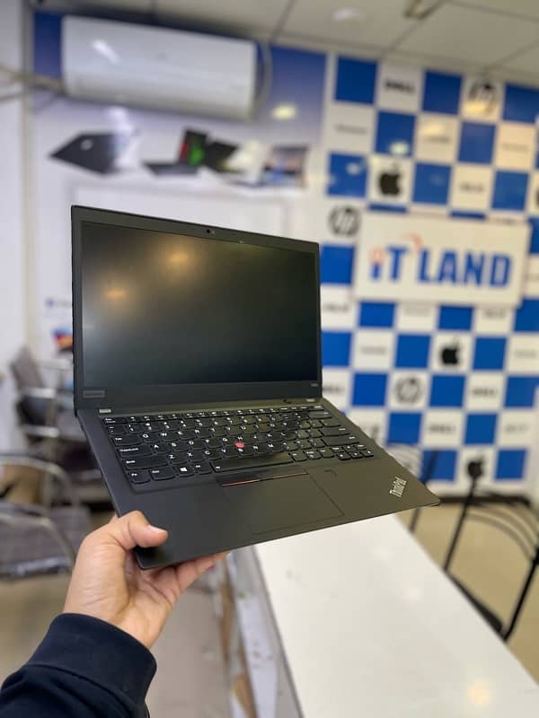 Lenovo T490s 11