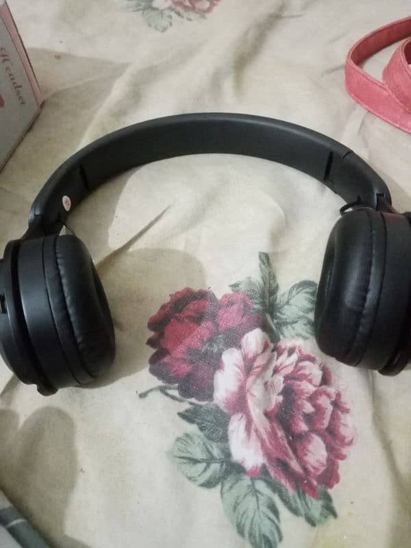 headphone 2