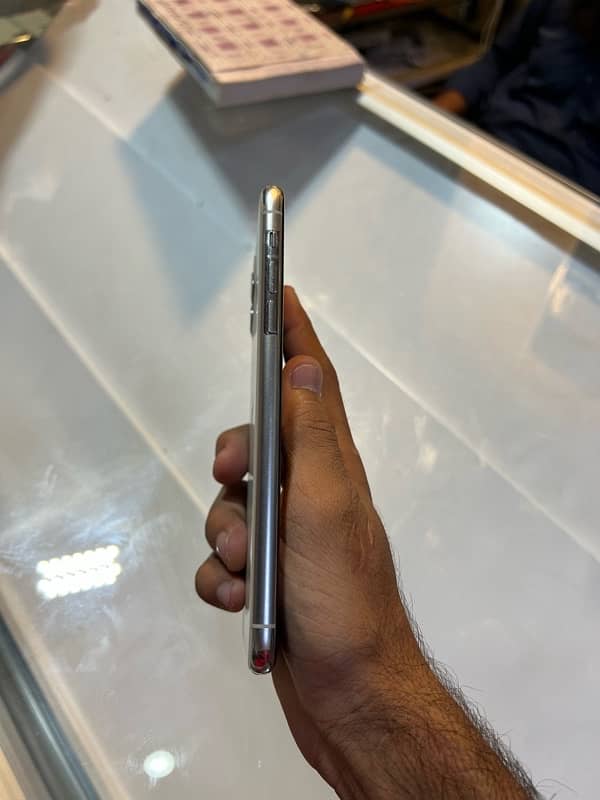 iphone 11 pro max non pta factory unlock 86 health 64gb 03197187443 1