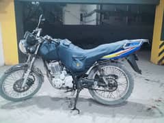 Road Price Twister 125