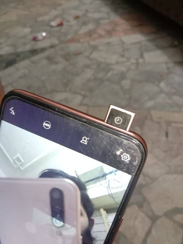 Vivo V15 ( Pop-Up Camra) 3