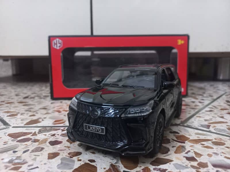 kids model car lexus lx 570 realistic model in good condition 4