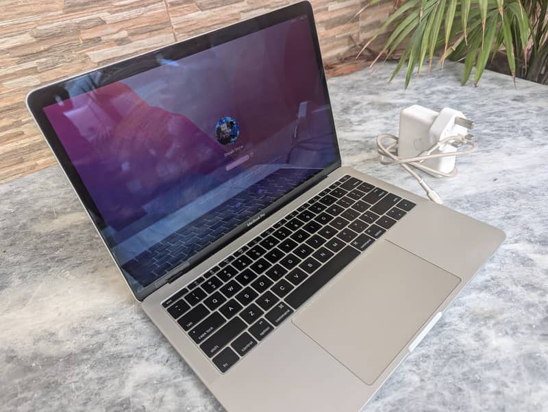 Macbook Pro 2016 13 Inch i5 0