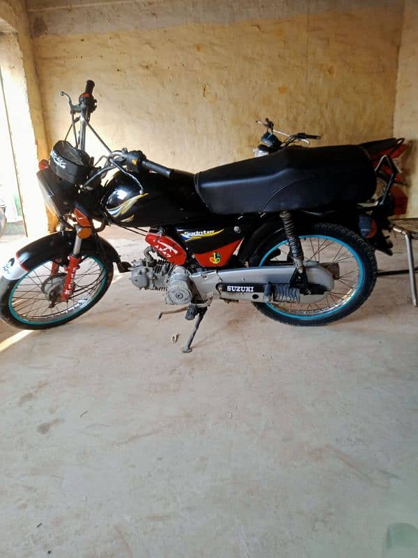 Suzuki bike faisalabad samundri road contact 0302/87/27/418 5