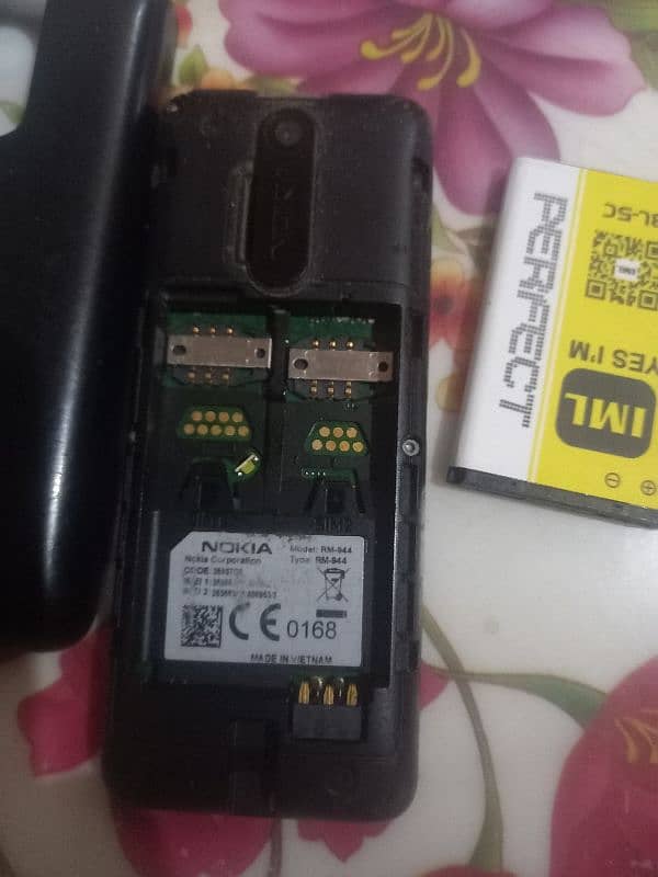 Nokia 108 use this mobile  phone battery  very good condition 0