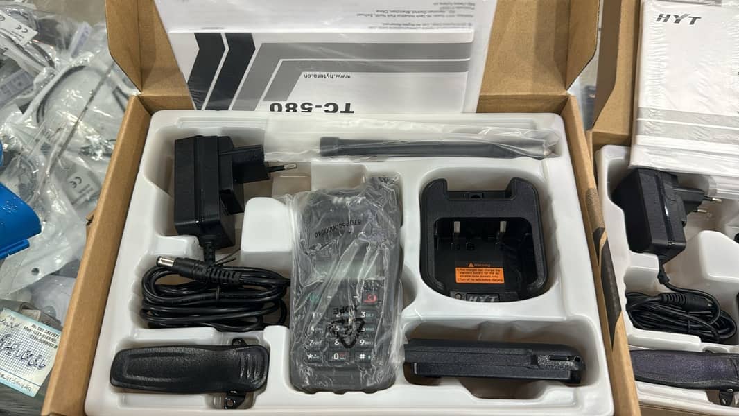 HYT TC 580 Walkie Talkies, Two Way VHF Radio New Pack wireless Set 1pc 8