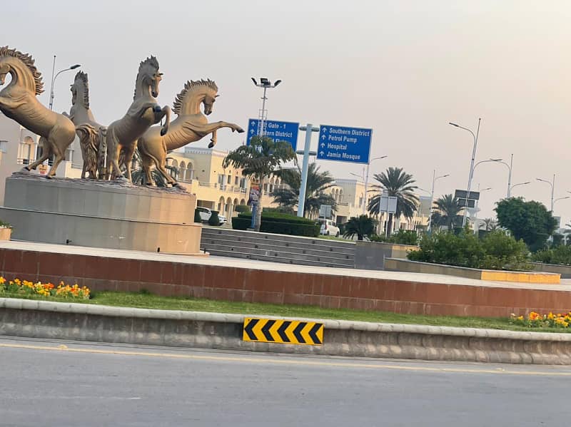 5 Marla Fully Developed Plot in Bahria Orchard Phase 1 - Eastern 7