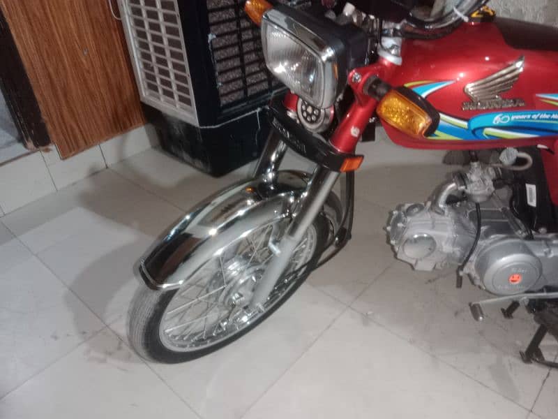 Honda 70 showroom condition 2024 5