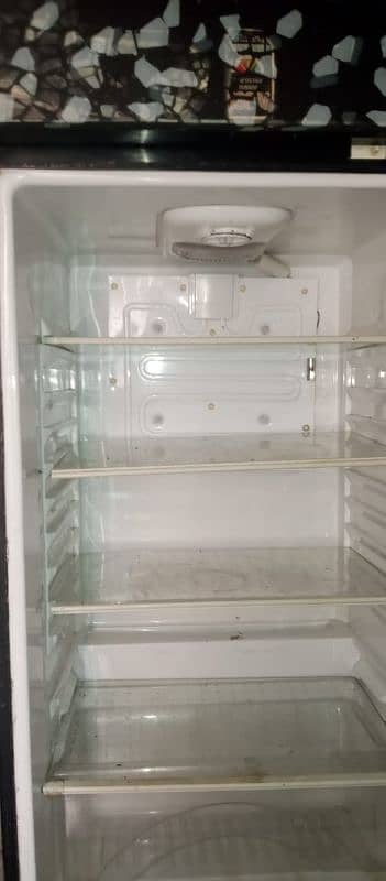 big size frige use 10 manth only new condition 6