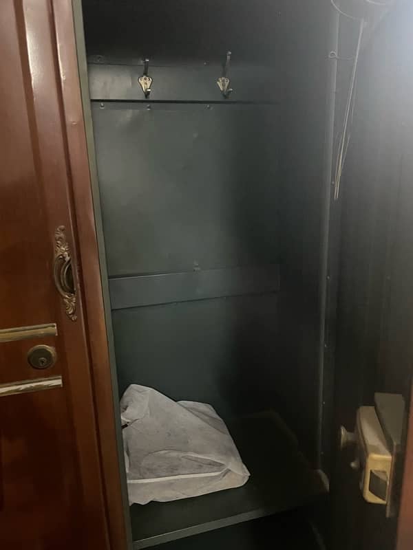 safe locker 3