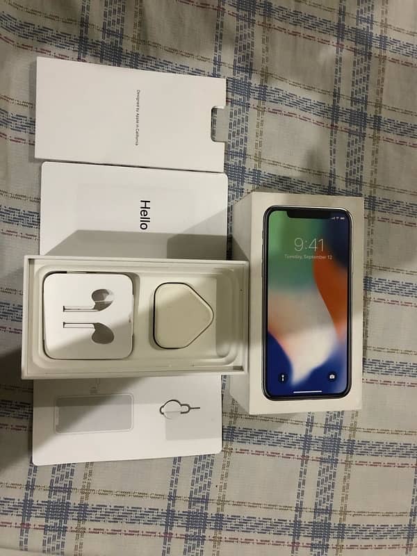 iphone X 256gb PTA approved with box 0