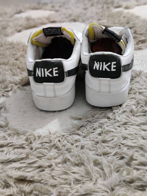 Nike blazer size EUR 43-44 4