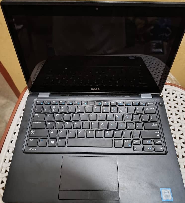 Device Name: HP Latitude 5280 i5 7th Generation Ram: 8 GB Storage 256 1