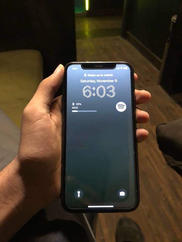 IPHONE 11 PRO 1