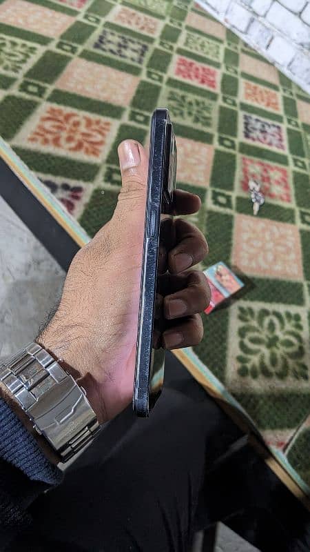 oppo F21 pro 1