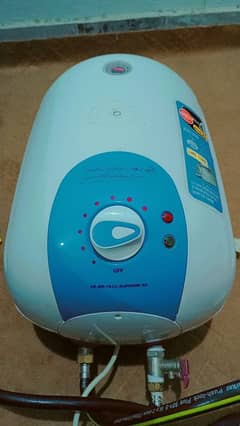 Electric water gyser urgent sale need for money o3144965330