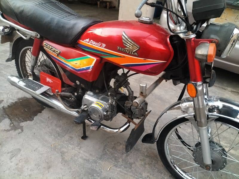 Honda CD 70 2012 model excellent condition original engine good sound 4