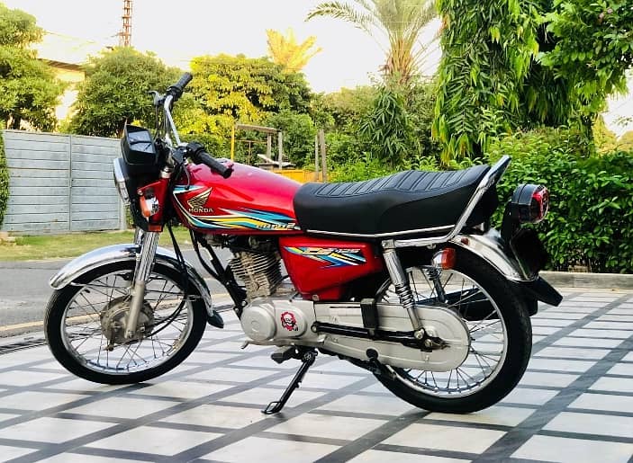 Honda 125 CG for urgent sale model 2018 1