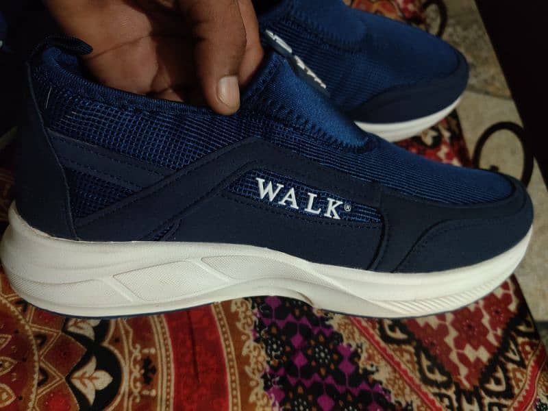 walk branded shoes 43/9 for sale 03349544791 1