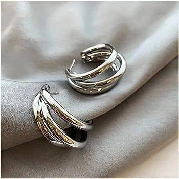 Plain Silver Hoops Earrings 1