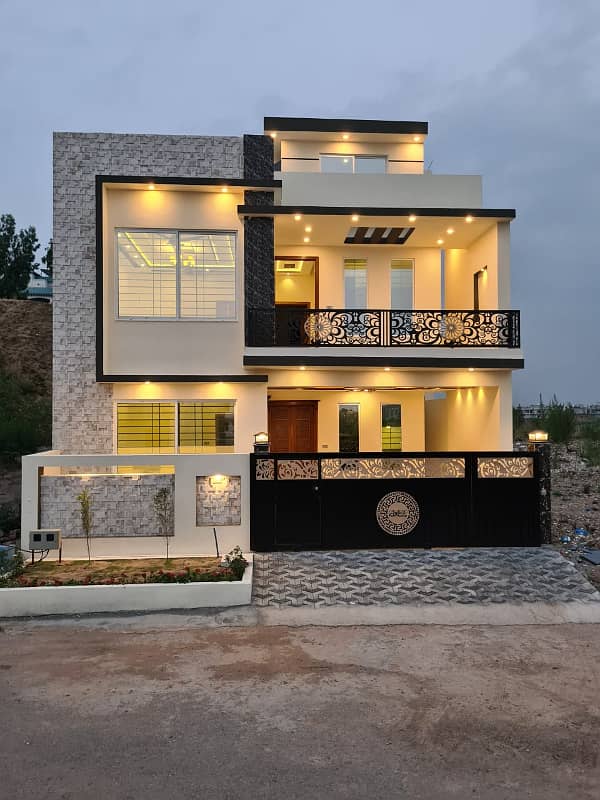 7 Marla very beautiful hot location house for sale in CBR Town Islamabad 0