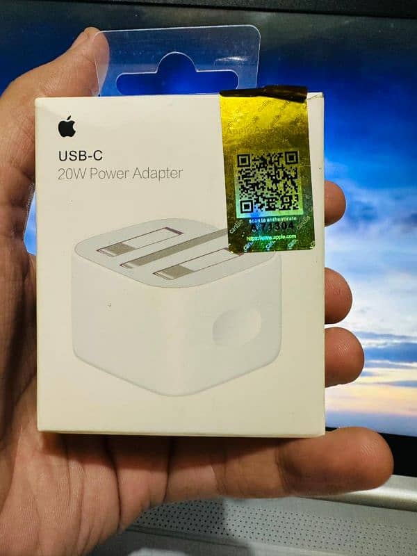 type c charging brick for ios 0