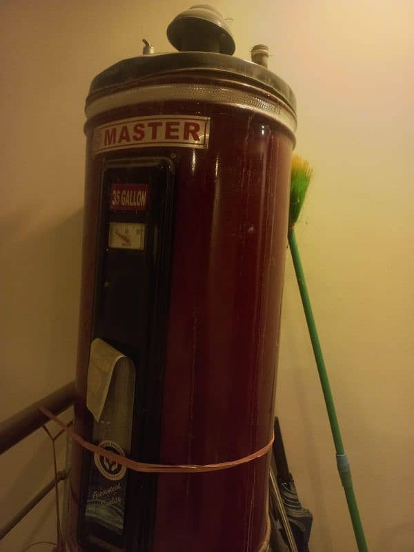 master dual electric and gas geyser 35 gallons 2