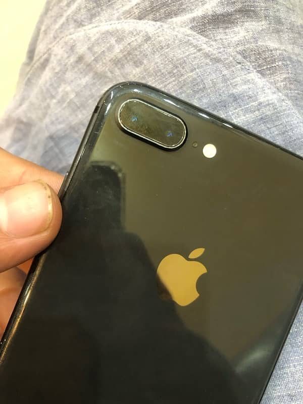 i phone 8 plus PTA APPROVED (64GB) URGENT SALE 1