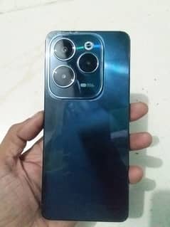 Infinix Hot 40