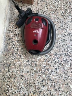 vacuum cleaner and vedio games used