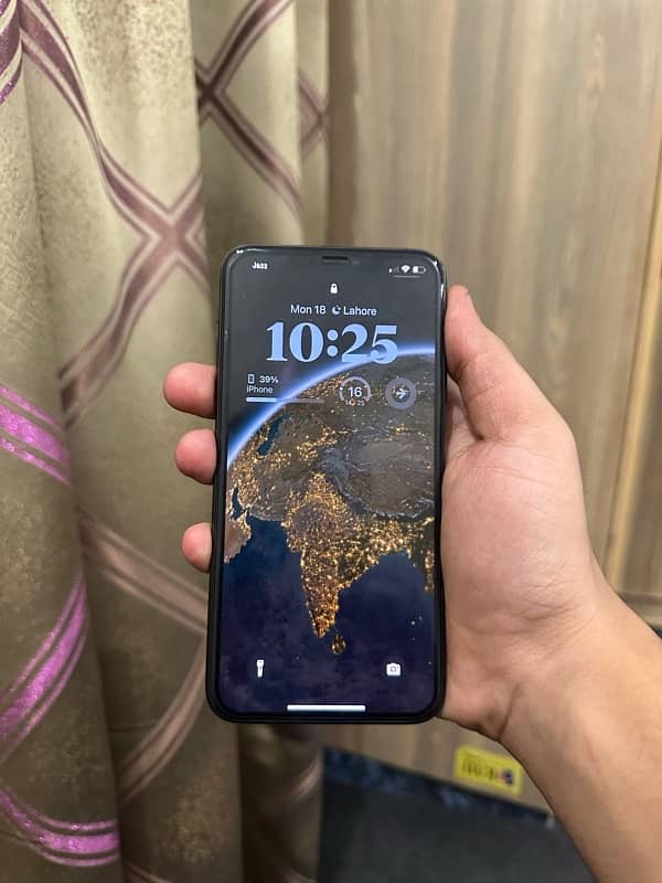 iphone 11 pro max 1