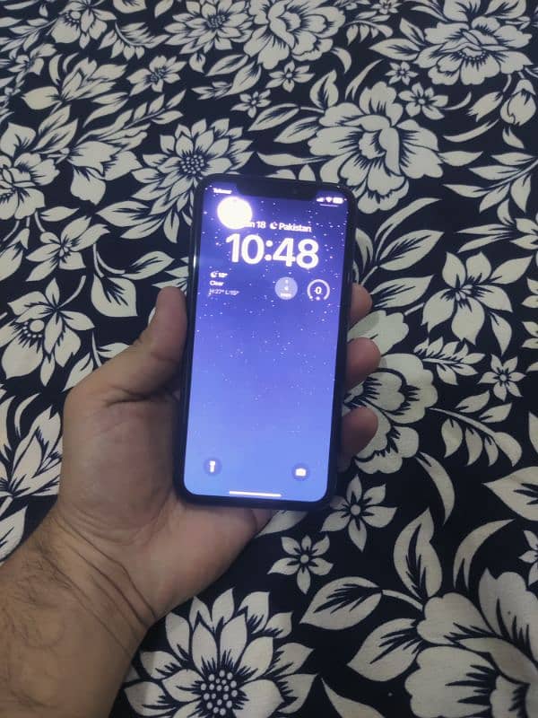 iphone 11 pro 64Gb PTA Approved 2