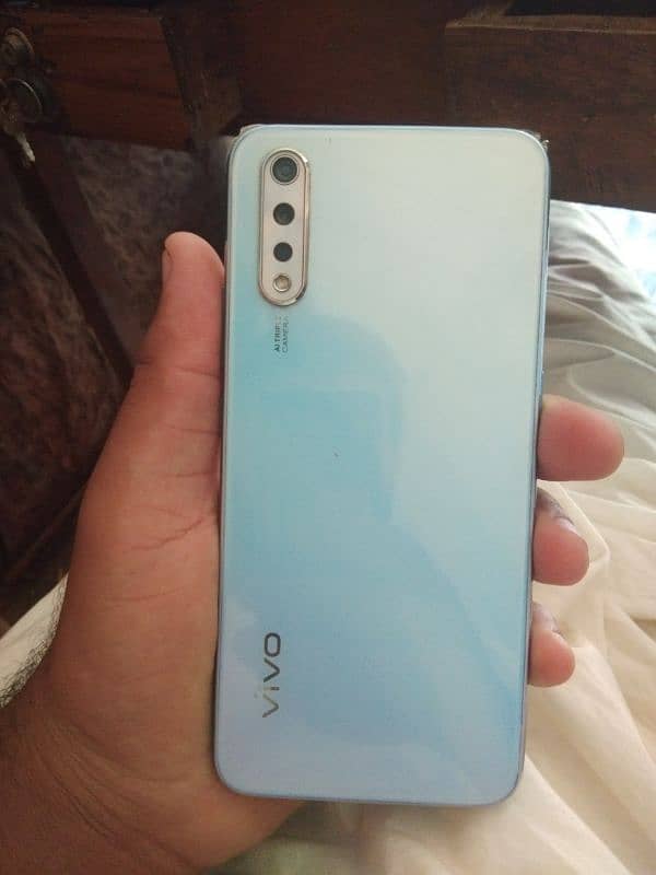 Vivo s1 5