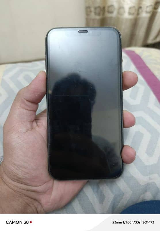 iphone 11 64gb grey colour 1