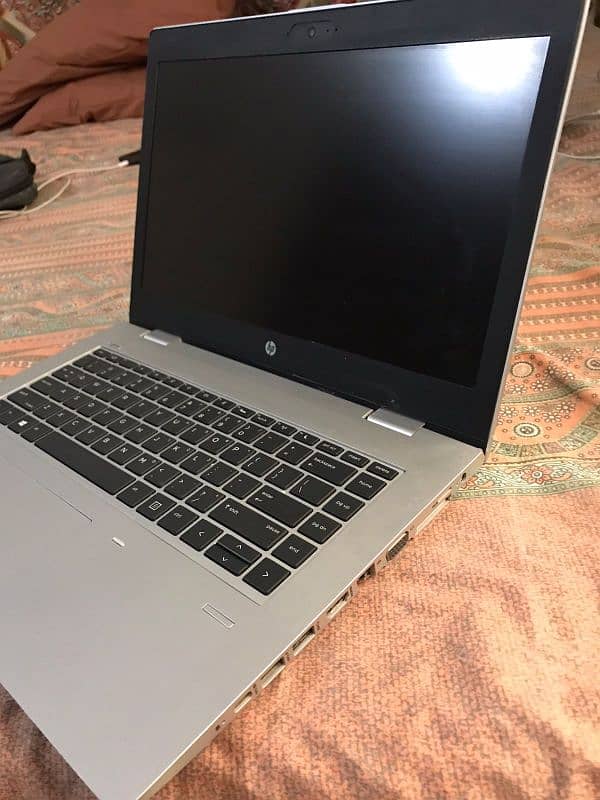 HP probook core i5 8th Generation 4