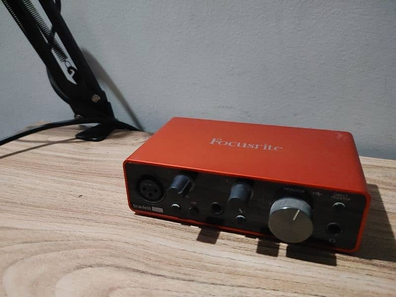 Focusrite Scarlet Solo 3rd Gen Audio Interface 3