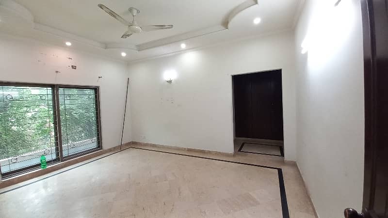 1 Kanal Upper Portion Available In Pcsir Phase 2 Near By UCP University And Shoukat Khanam 3