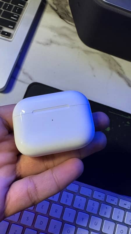 Apple AirPods Pro 2nd Generation 1