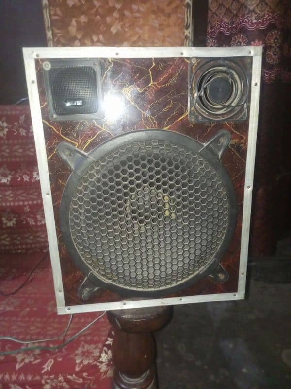 10 inches speaker for urgent sell 1