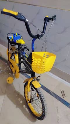 kids bicycle 3 month use hoi hy fresh condition