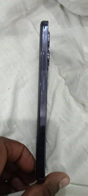 Only serious buyer text me plz( infinix note 30) 1