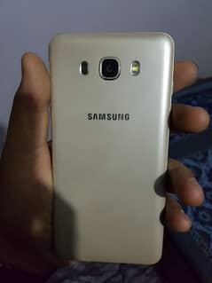 Samsung j7 2016