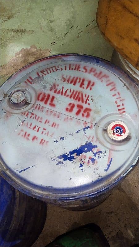 Mobil oil lubricant drum 1