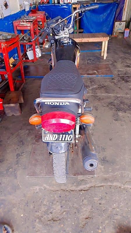 Lush condition Honda CG 125 urgent sale no work need ready to go . 1