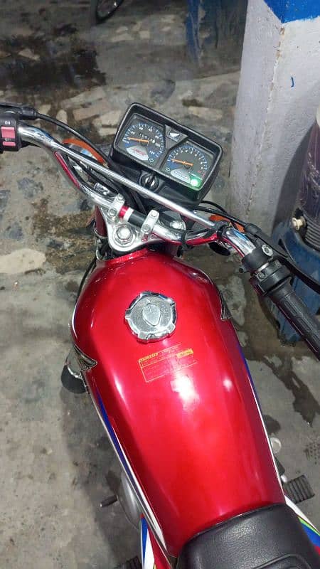 HONDA 125.2022 model 3