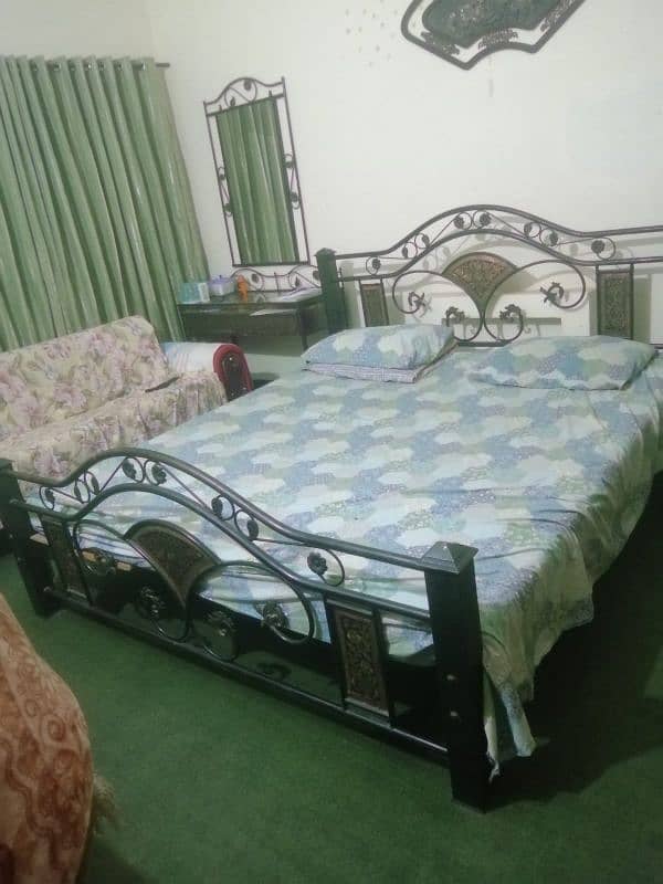 iron bed with side tables nd dressing table nd matress . . . 0